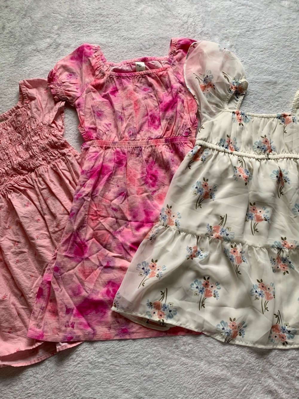 Carter's Girls Mixed Pink, White, Peach & Pastel Graphic Tops and Skirts Lot - Picture 3 of 7